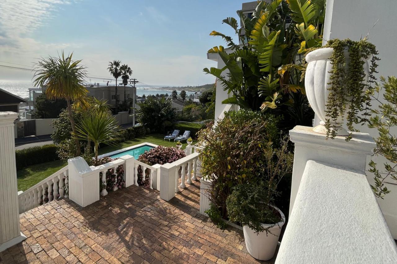 On Camps Bay Drive Holiday home Cape Town