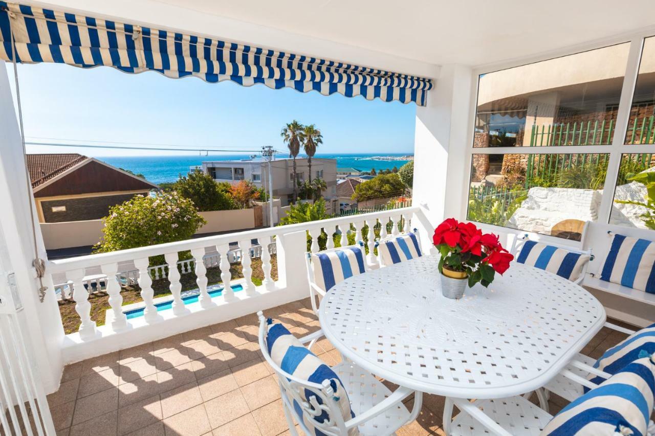 Holiday home On Camps Bay Drive