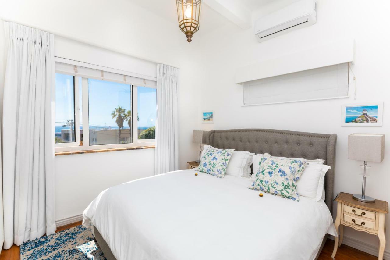 Holiday home On Camps Bay Drive *